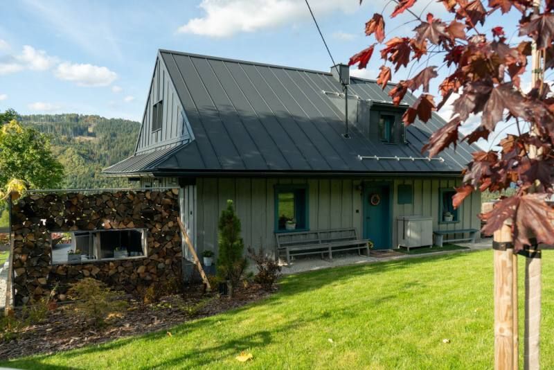 DrevoaStavby.cz| Ráj mezi kopci | Rekonstrukce roubenky DrevoaStavby.cz | Ráj mezi kopci | Rekonstrukce roubenky