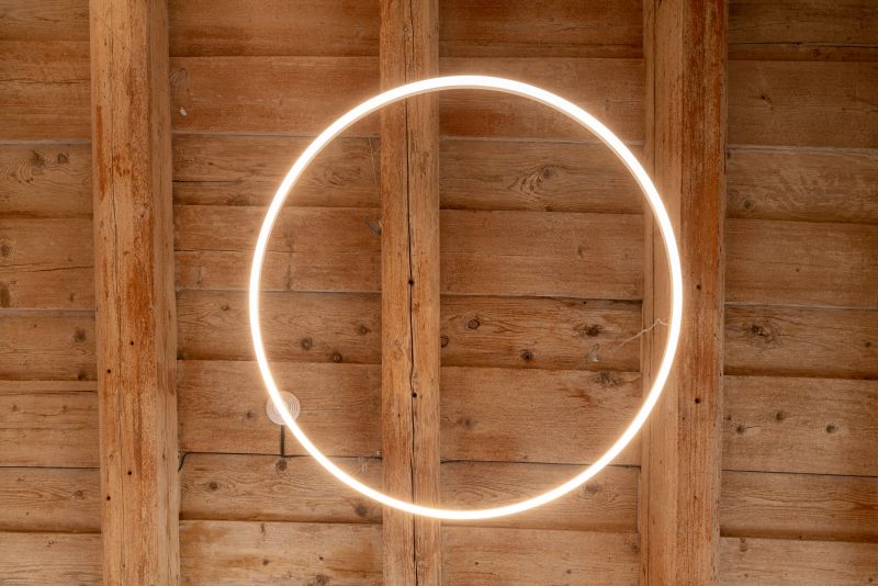 DrevoaStavby.cz | Osvětlění v dřevostavbě stropní svítidlo DrevoaStavby.cz | Osvětlění v dřevostavbě stropní svítidlo