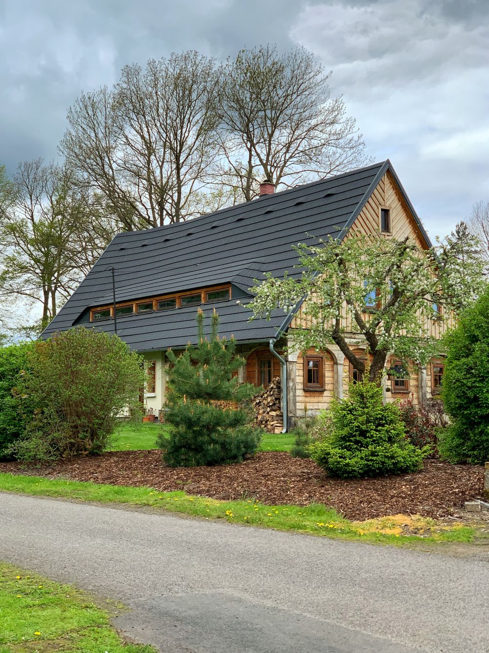 DrevoaStavby.cz | Rekonstrukce poloroubené chalupy svépomocí DrevoaStavby.cz | Rekonstrukce poloroubené chalupy svépomocí