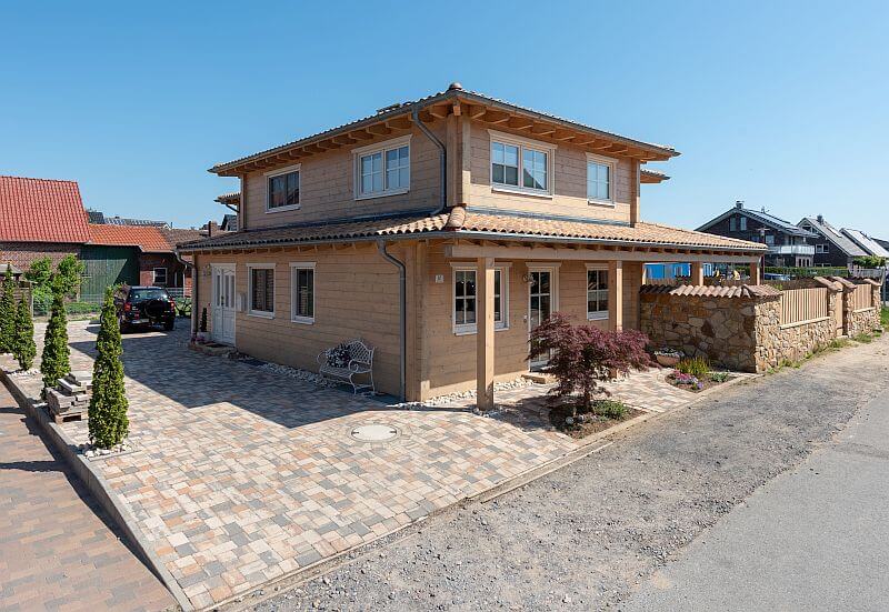 navsteva-drevostavby-dvojdomek-cely-dum