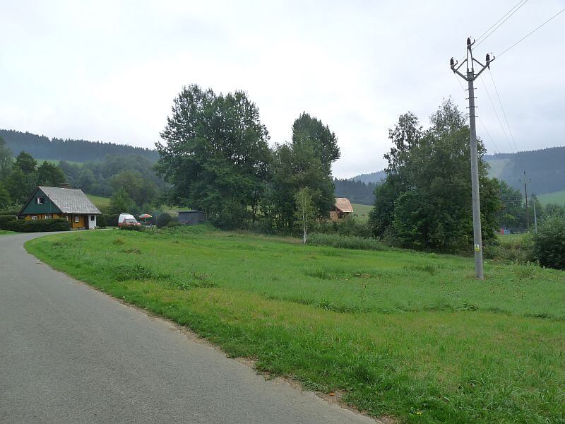 stavime-roubenku-pozemek