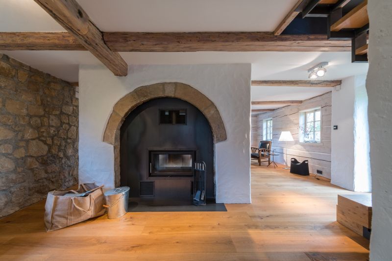 DrevoaStavby.cz | Citlivá rekonstrukce roubeného podstávkového domu DrevoaStavby.cz | Citlivá rekonstrukce roubeného podstávkového domu