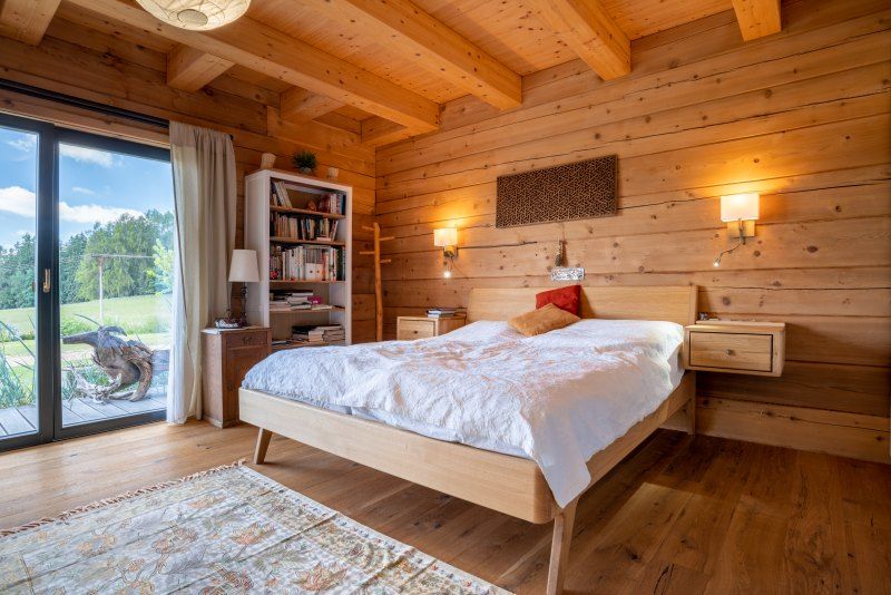 DrevoaStavby.cz | Roubenka z červeného cedru DrevoaStavby.cz | Roubenka z červeného cedru