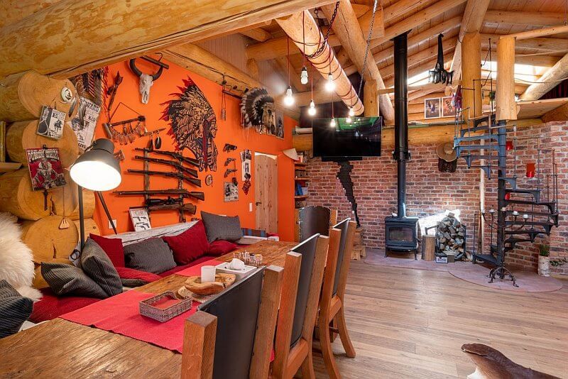 kouzelny-srub-kamna-jidelni-stul