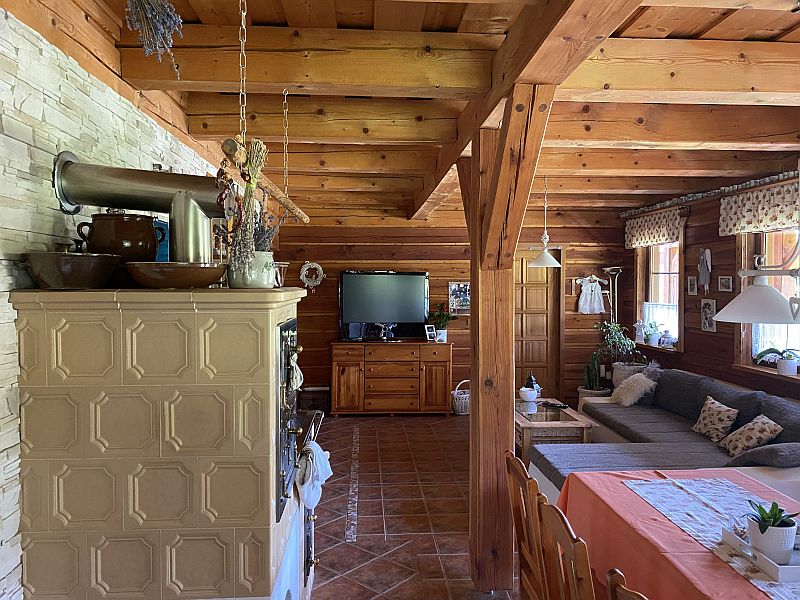 zkusenost-drevostavba-Potstejn-interier-nova-sedacka-2020