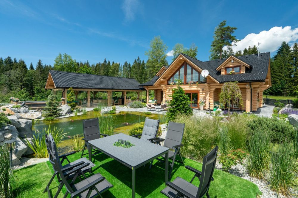 DrevoaStavby.cz | Luxusní srub v malebné vesnici DrevoaStavby.cz | Luxusní srub v malebné vesnici