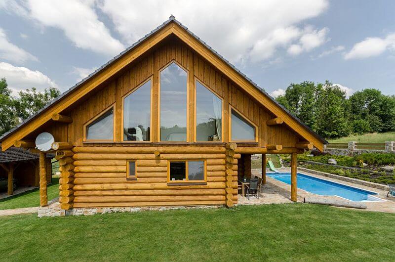 sruby-Haniš-stit-srubu