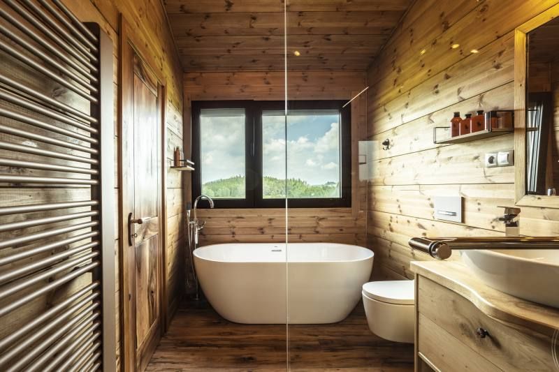 SrubyRoubenky-KONTIO-srubovy-dum-interier-7