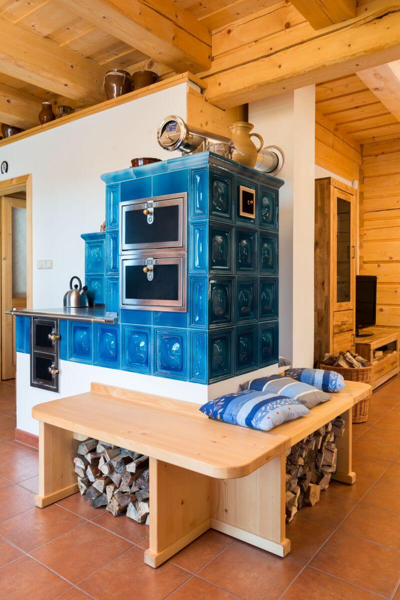 Drevoastavby.cz | Jak a podle čeho vybrat krb, kamna nebo spor&aacute;k?