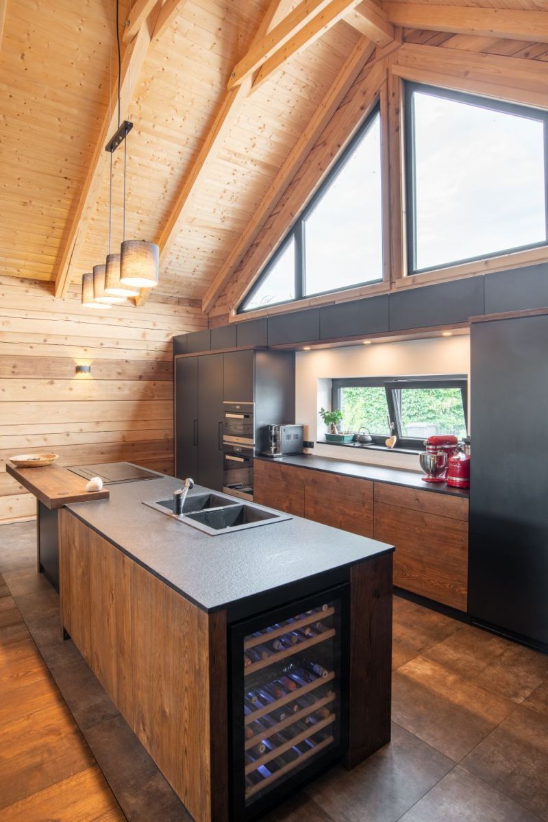 Drevoastavby.cz | Vůně a atmosf&eacute;ra cedrov&eacute; dřevostavby je doslova pohltila