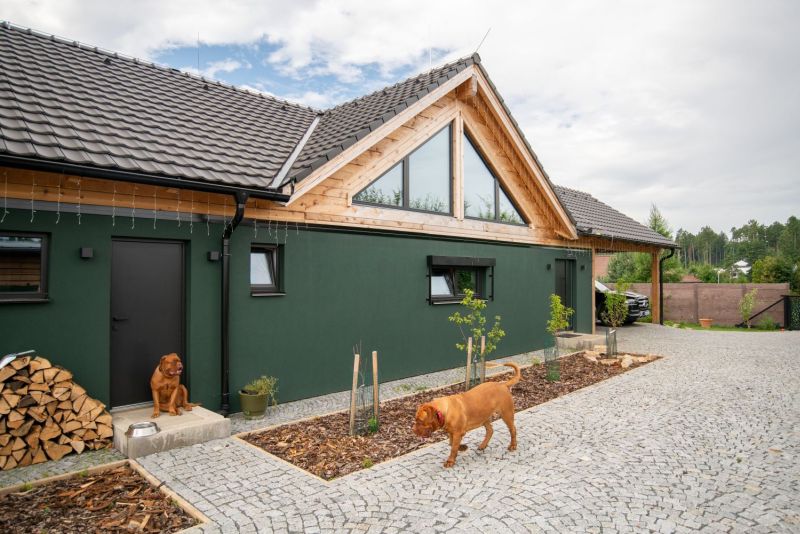 Drevoastavby.cz | Vůně a atmosf&eacute;ra cedrov&eacute; dřevostavby je doslova pohltila