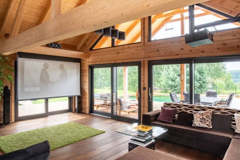 Drevoastavby.cz | Vůně a atmosf&eacute;ra cedrov&eacute; dřevostavby je doslova pohltila