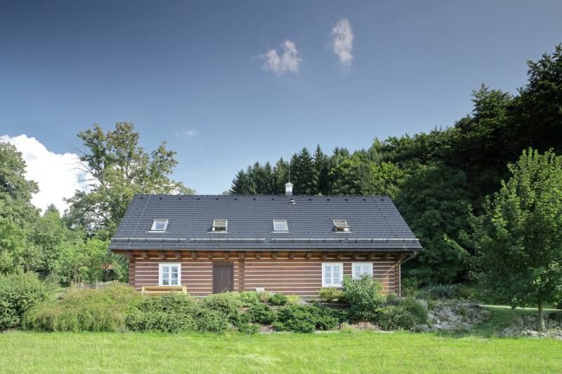 DrevoaStavby.cz | Roubenka s př&iacute;během