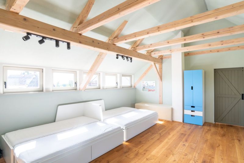 DrevoaStavby.cz | Poloroubenka v CHKO Kokoř&iacute;nsko dětsk&yacute; pokoj