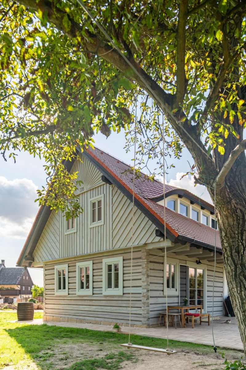 DrevoaStavby.cz | Poloroubenka v CHKO Kokoř&iacute;nsko venkovn&iacute; posezen&iacute;