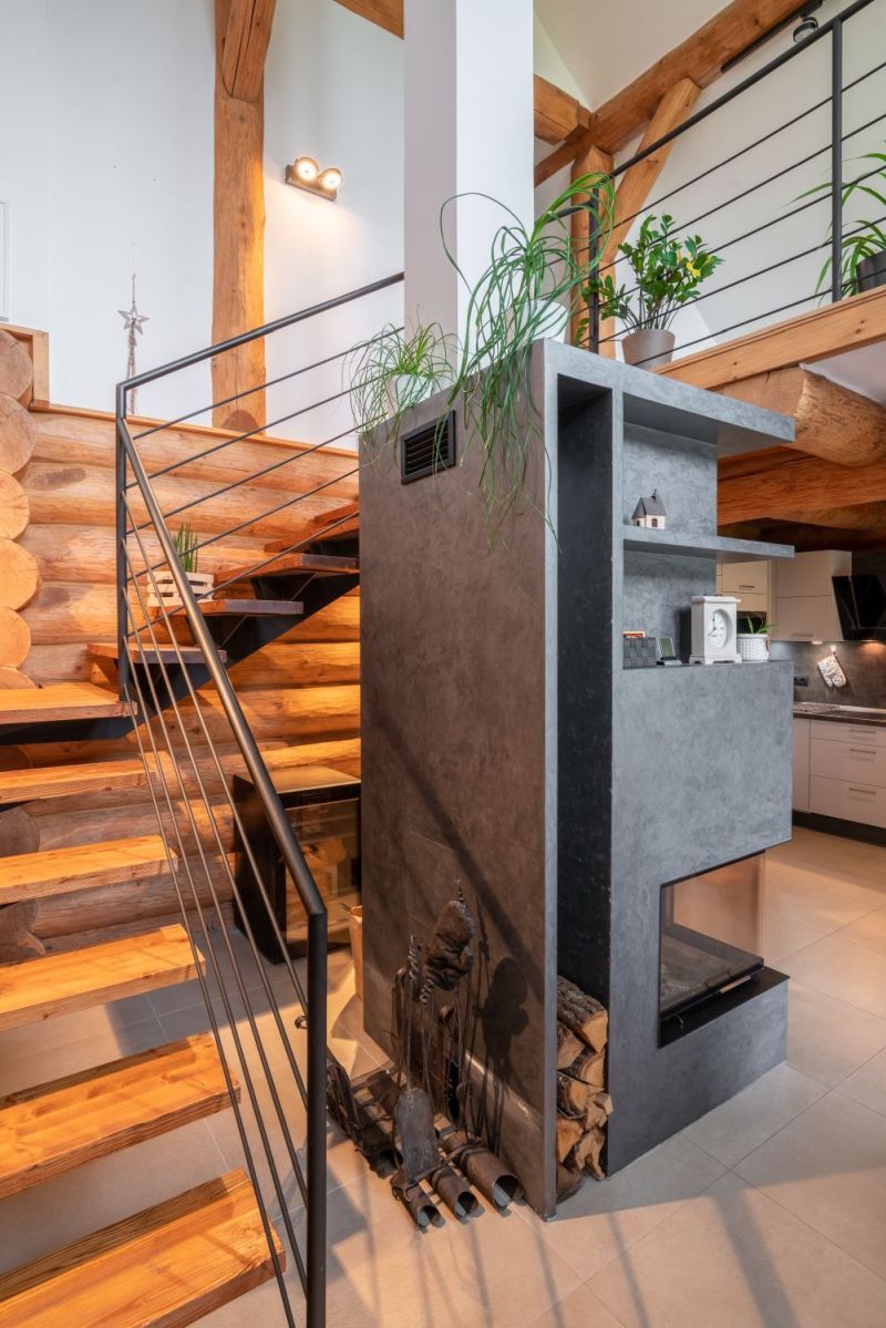 DrevoaStavby.cz | Interi&eacute;r srubu - krbov&aacute; kamna