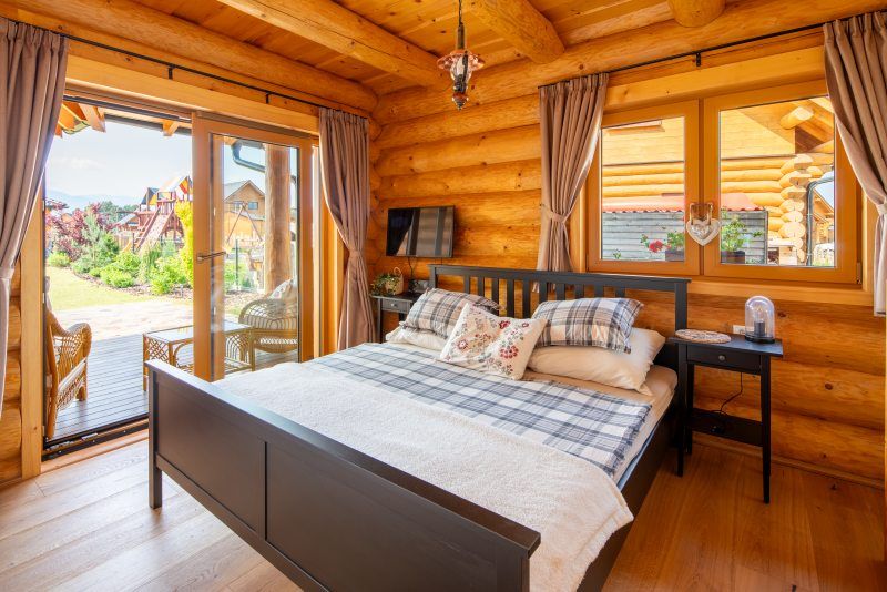 DrevoaStavby.cz Atypicky srub u přehrady Liptovská Mara DrevoaStavby.cz Atypicky srub u přehrady Liptovská Mara