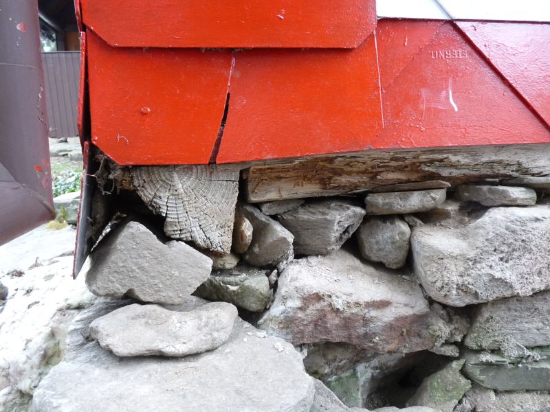 DrevoaStavby.cz Oprava dřevěné a nosné konstrukce DrevoaStavby.cz Oprava dřevěné a nosné konstrukce