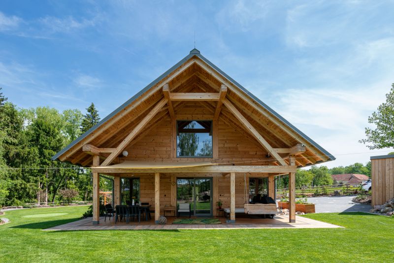 Moderní roubenka OK PYRUS Moderní roubenka těžký dřevěný skelet_OK PYRUS_2