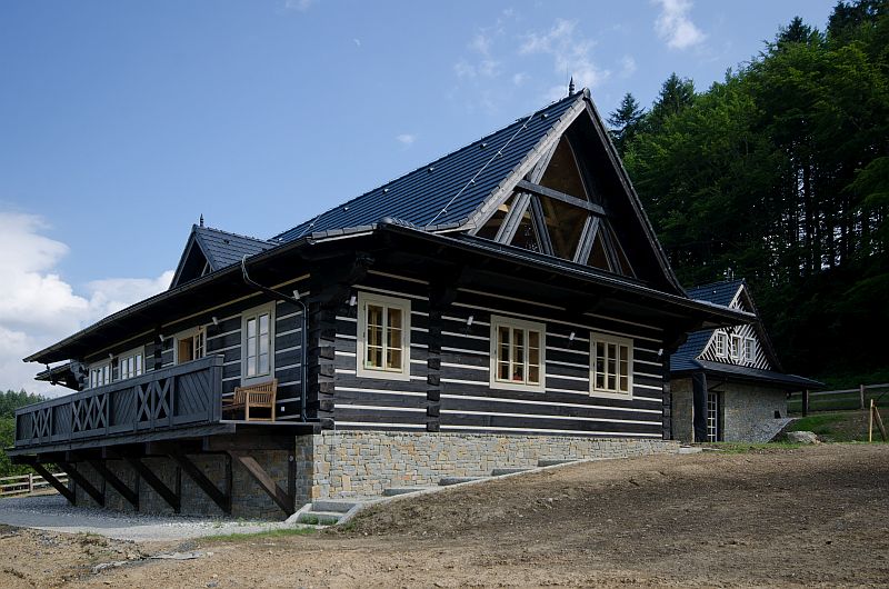 masivni-srub-Beskydy-dokonala-replika