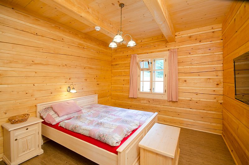 masivni-srub-Beskydy-pokoj