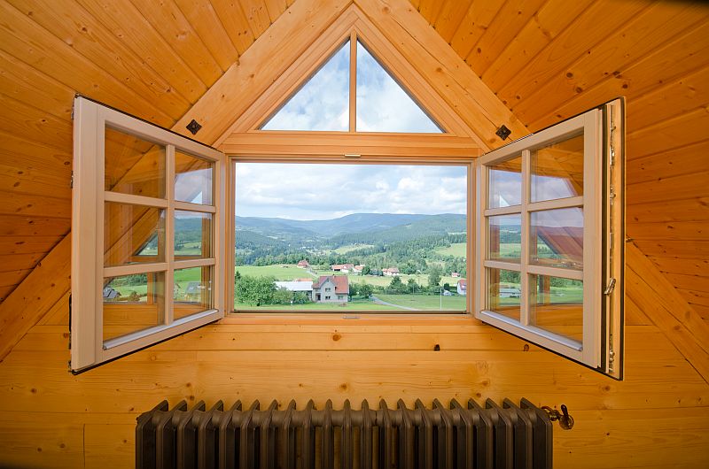 masivni-srub-Beskydy-vyhled