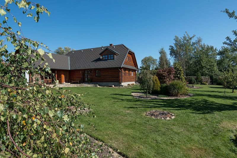 masivni-srub-Vysocina-pozemek