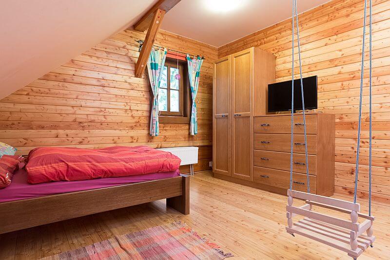 roubenka-pro-radost-i-relaxaci-loznice