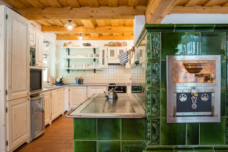 DrevoaStavby.cz | Statek Fénix ze Salajny DrevoaStavby.cz | Statek Fénix ze Salajny