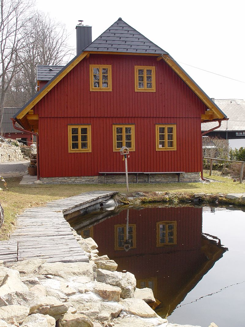 nizkoenergeticka-chalupa-druhy-stit-roubenky