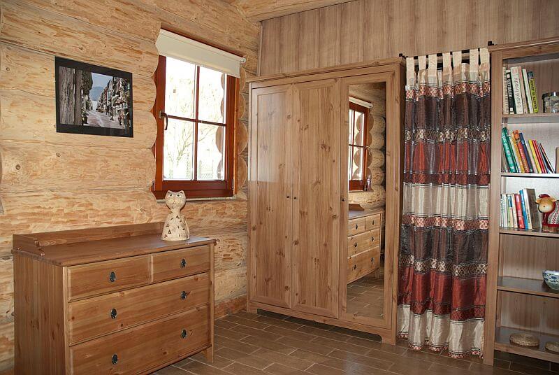 masivni-srub-interier