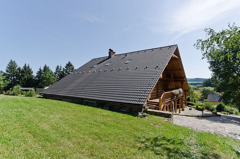 masivni-srub-presah-strechy