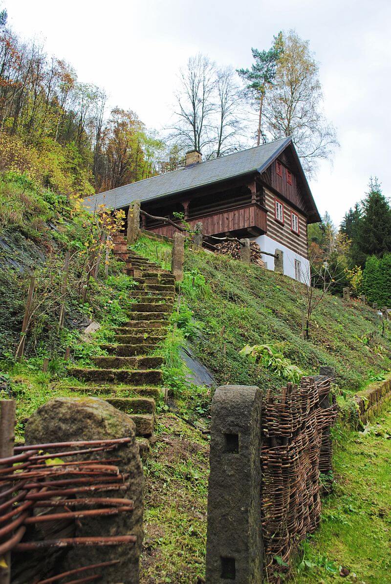 rekonstrukce-kokorinske-roubenky-roubenka-