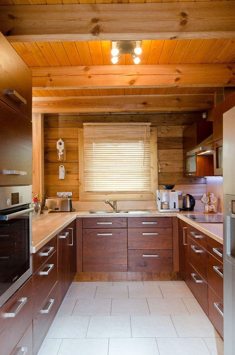 cedrovy-bungalov-navsteva-kuchyn