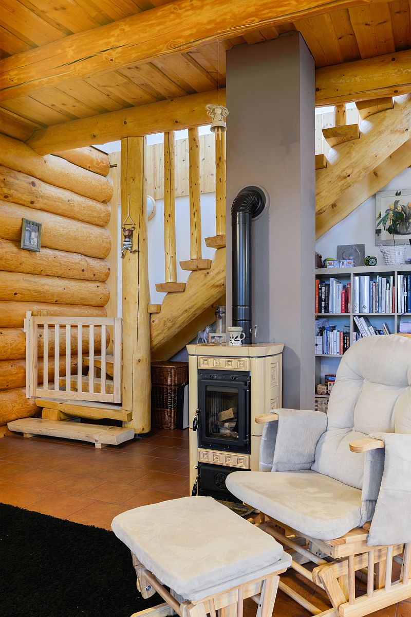 malebny-srub-Haniš-krbova-kamna