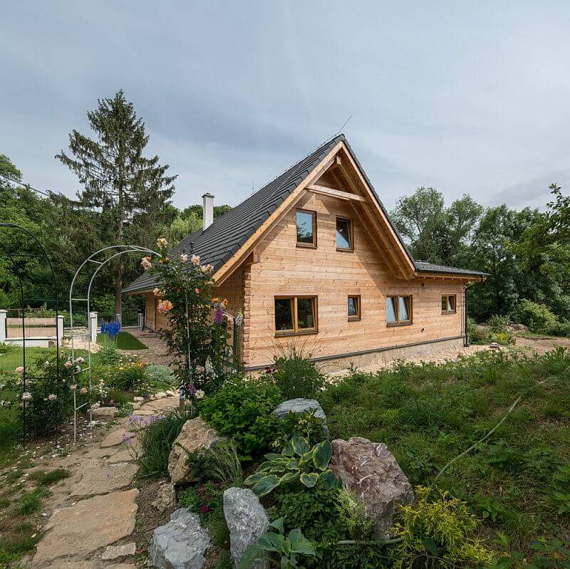 navsteva-roubeny-dum-stit-domu