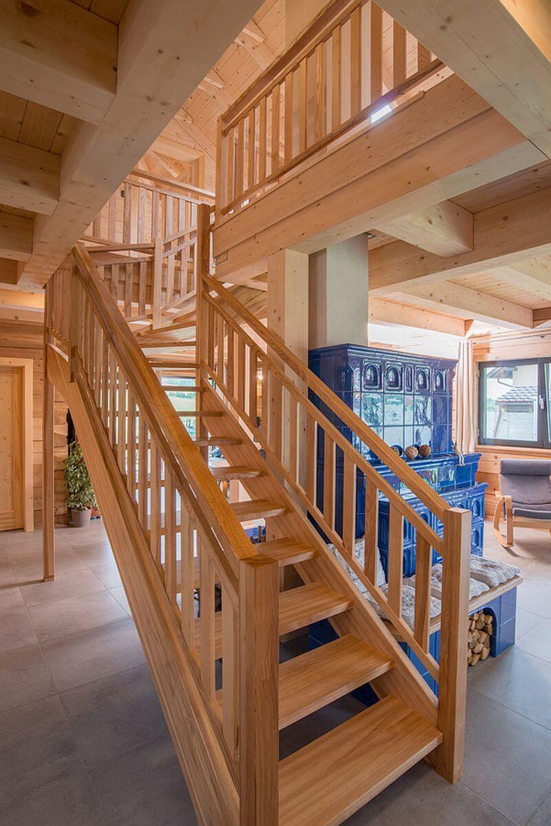 roubenka-z-cedru-schodiste