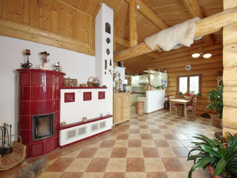 prizemni-srub-z-kulatiny-krbova-kamna