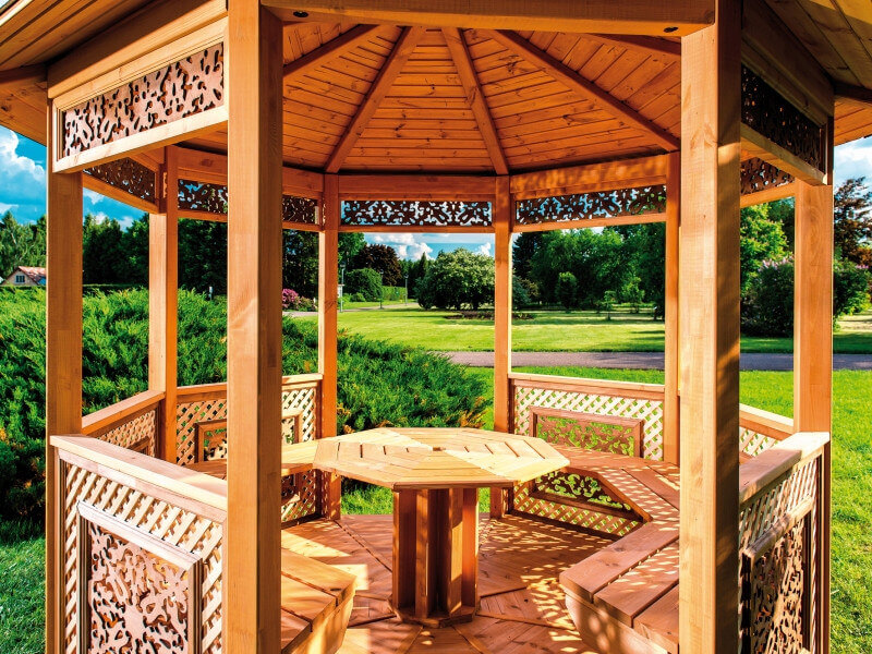 3 nátěr dřeva u pergoly