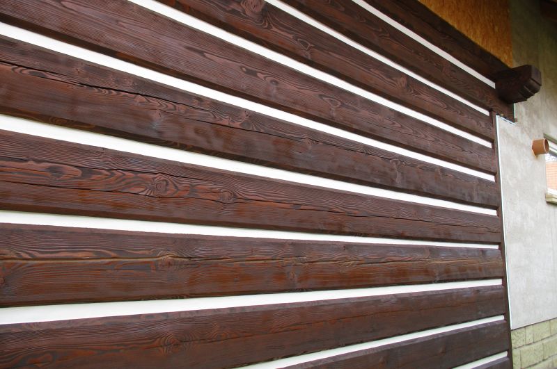 DrevoaStavby.cz | Tmelen&iacute; srubů a roubenek