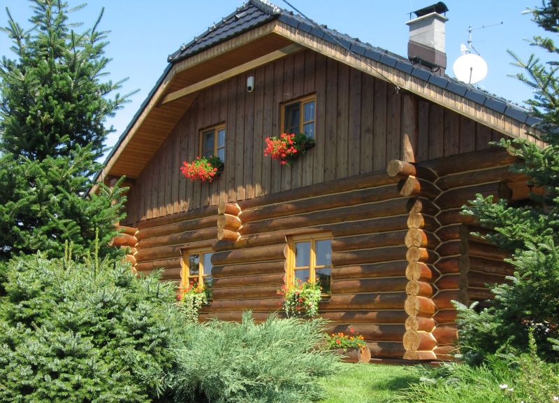 DrevoaStavby.cz | Tmelen&iacute; srubů a roubenek