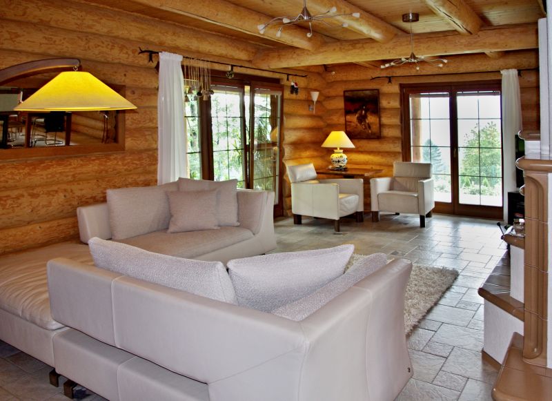 masivni-srub-obyvaci-pokoj-posezeni