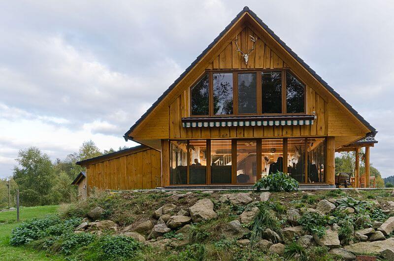 navsteva-srubu-stit-domu