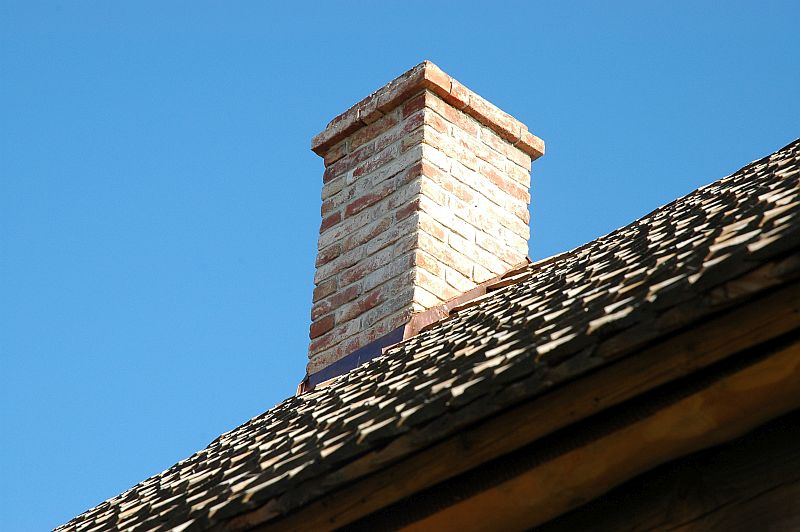 16-rekonstrukce-roubenky-komin