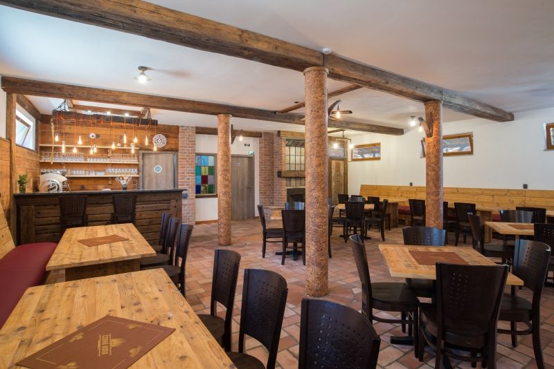 srub-a-ranc-Appaloosa-restaurace