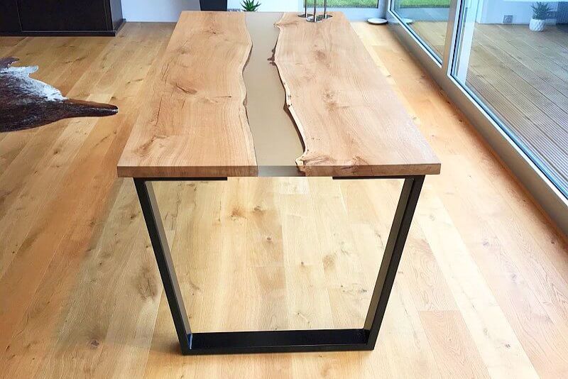 Drevoastavby-Dřevostavba roku 2021 výhra Masivní stůl od společnosti TIMBERMAKERS Drevoastavby-Dřevostavba roku 2021 výhra Masivní stůl od společnosti TIMBERMAKERS