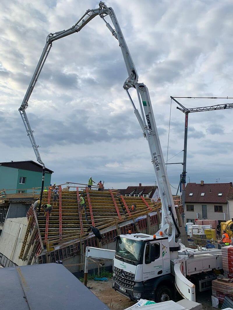 cerpani-betonu-cerpadlem