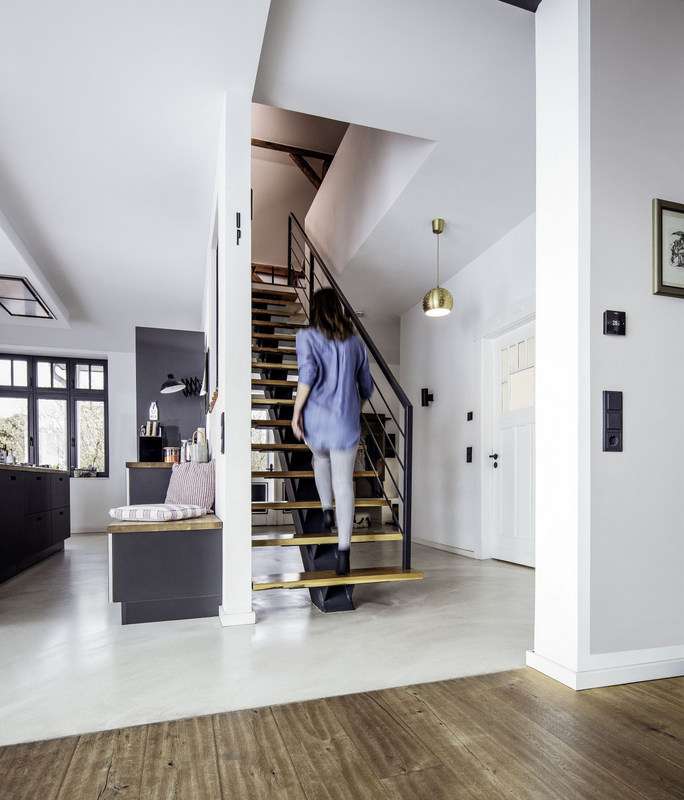 Drevoastavby.cz | V&iacute;te, jak&eacute; podlahov&eacute; vyt&aacute;pěn&iacute; je dnes nejefektivněj&scaron;&iacute;? REHAU