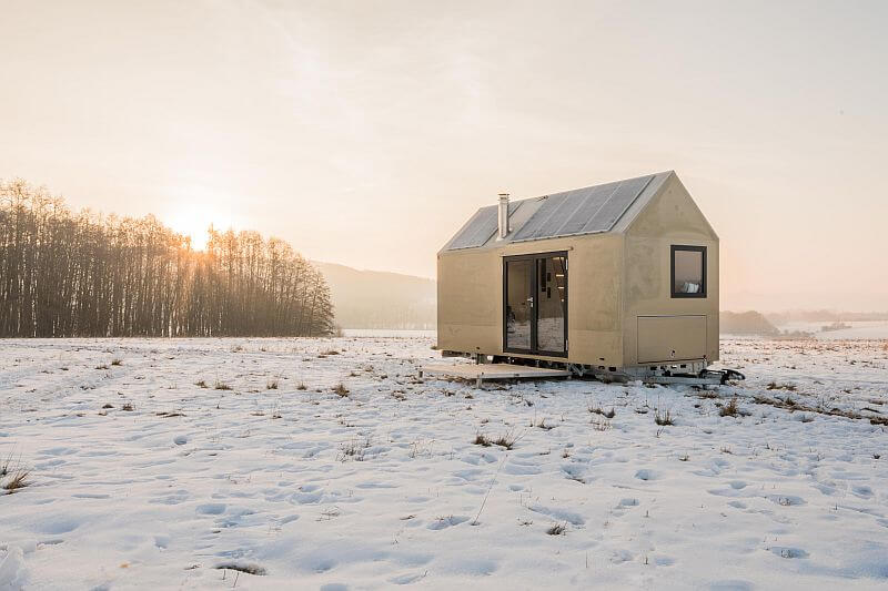 MobileHut-v-zime