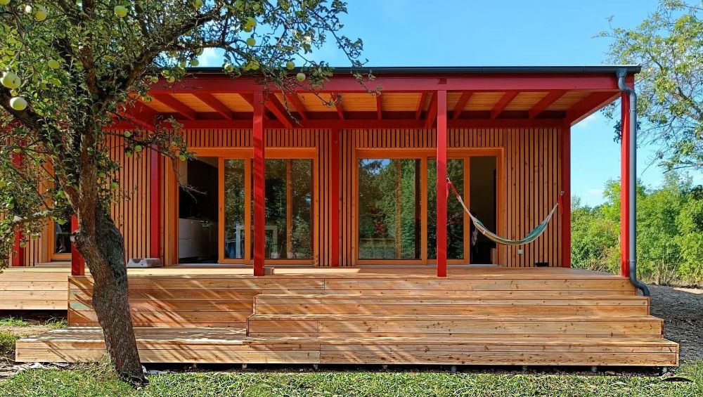 Modulov&aacute; dřevostavba se schody - čtyřmodul H atyp.